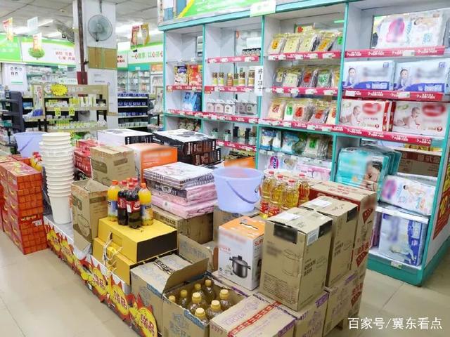 实体经济不景气，连锁药店为何逆势扩张？药店店长揭秘两大原因
